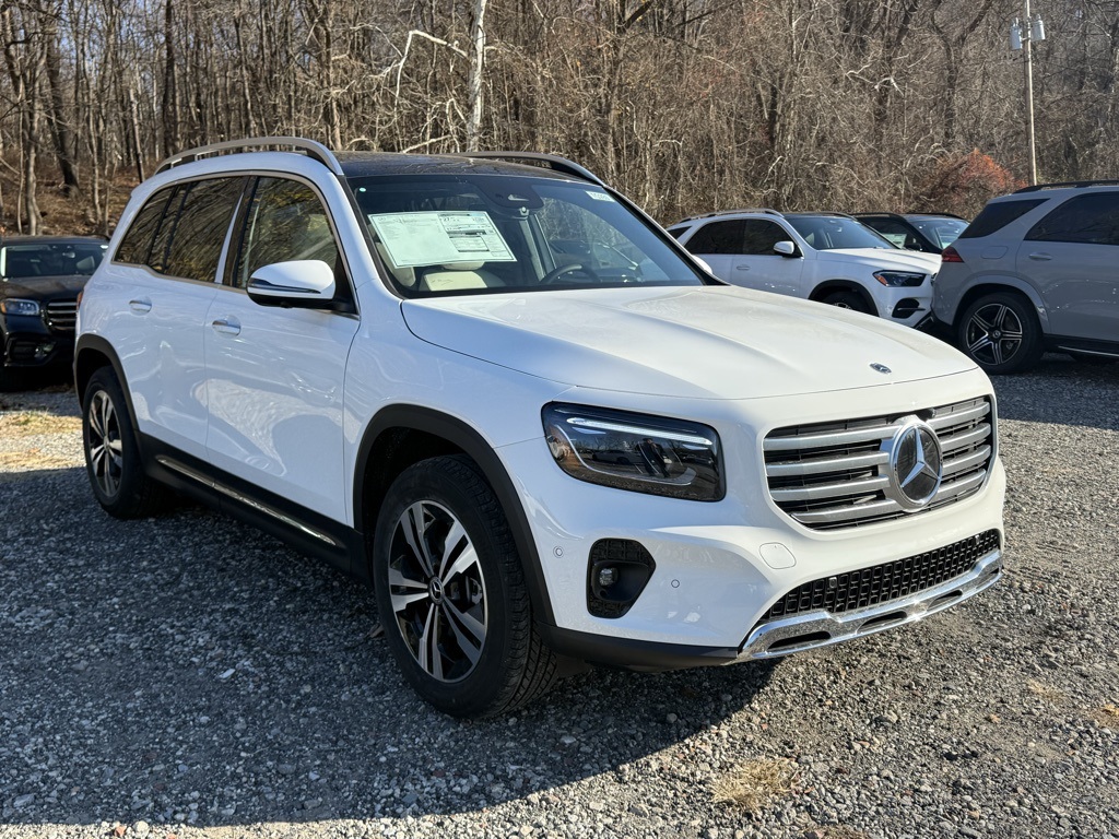 2026 Mercedes-Benz GLB GLB 250's photo