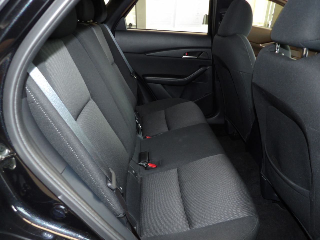 2023 Mazda CX-30 2.5 S photo 17