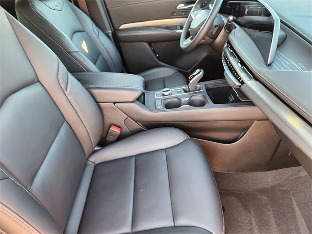 2024 Cadillac XT4 Premium Luxury photo 12