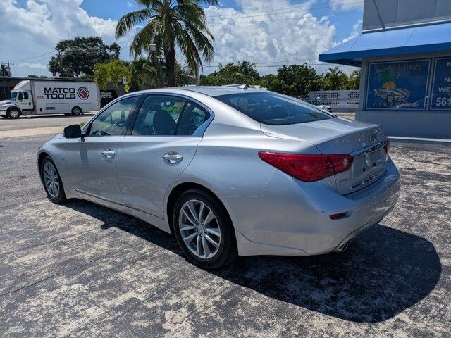 2014 Infiniti Q50 Premium photo 4