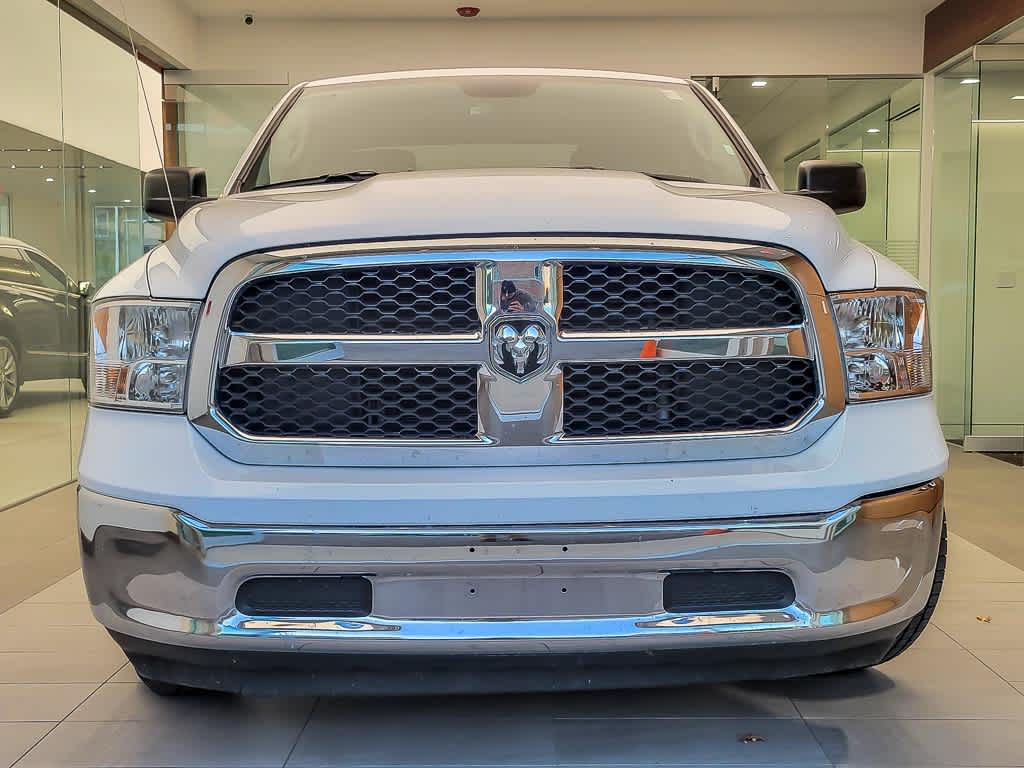 2024 Ram 1500 Classic SLT photo 4