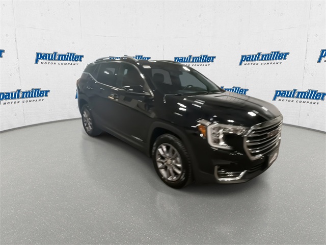 2024 Gmc Terrain SLT photo 2