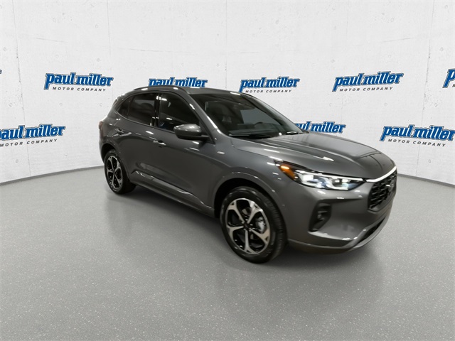 2026 Ford Escape ST-Line Elite photo 2