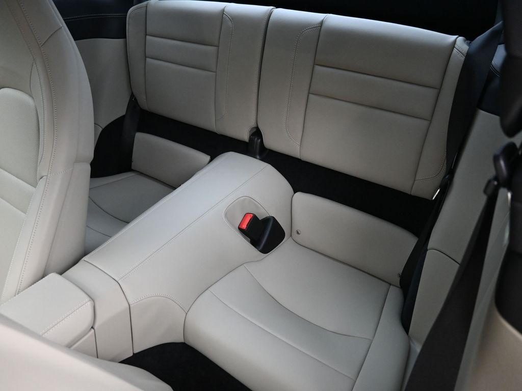 2023 Porsche 911 S photo 6