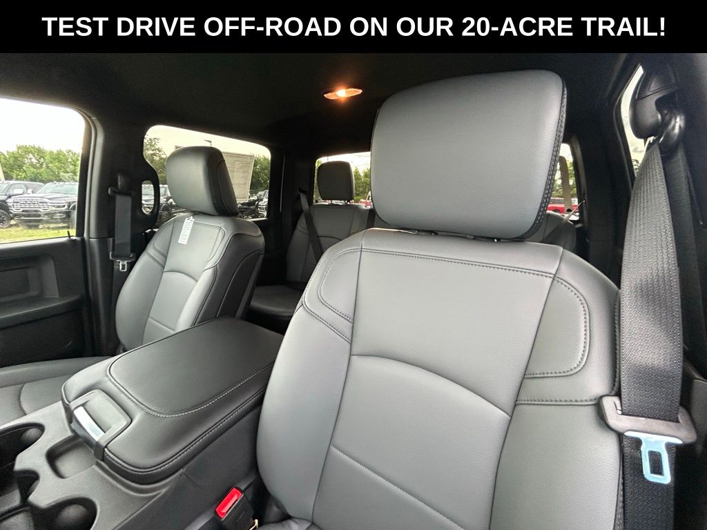 2026 Ram 2500 Tradesman photo 21