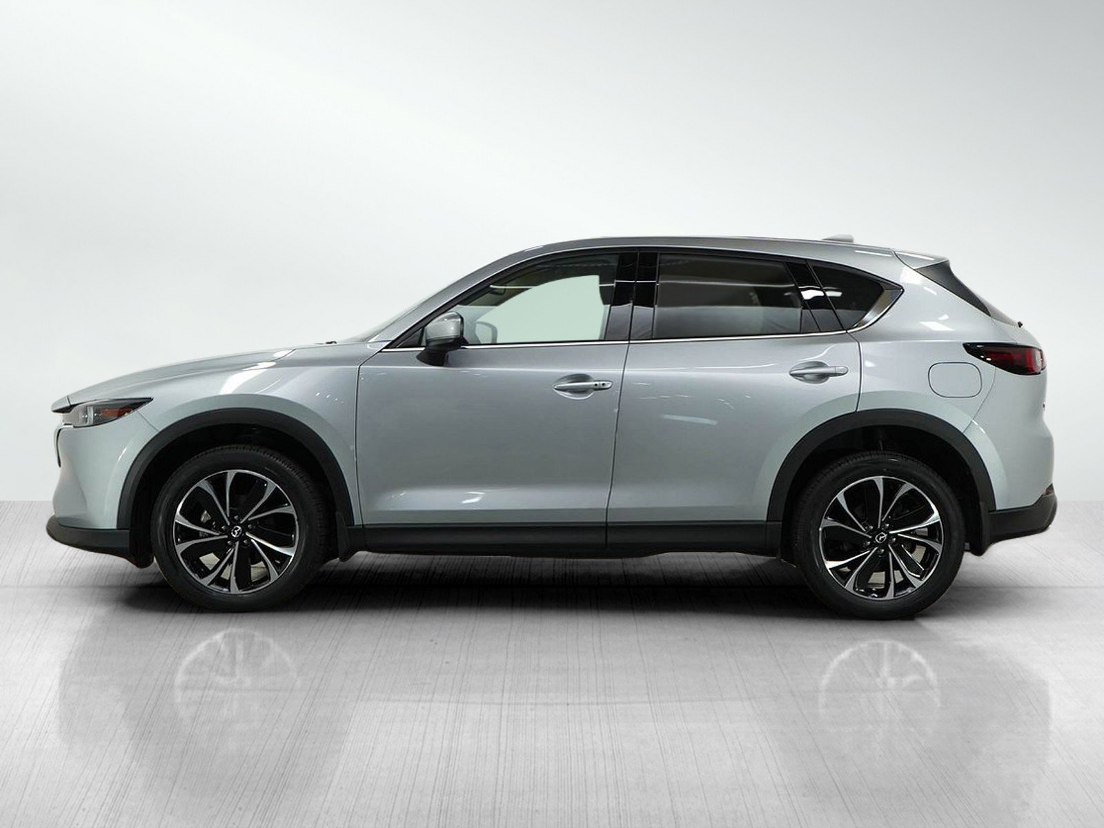 Used 2022 Mazda CX-5 S Premium Plus package with VIN JM3KFBEM5N0614474 for sale in Burnsville, Minnesota