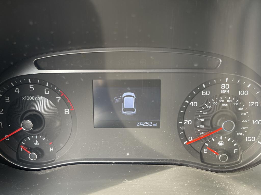 2022 Kia Soul GT-Line photo 5
