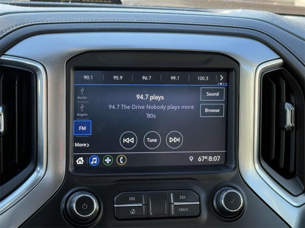 2019 Chevrolet Silverado 1500 RST photo 3