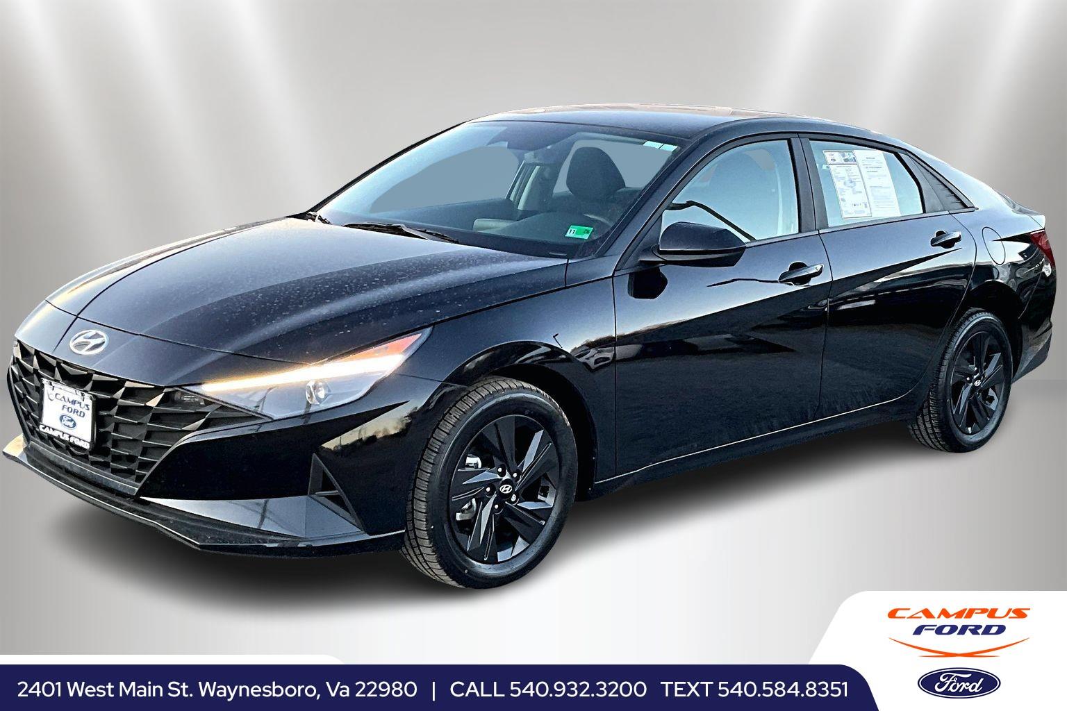 2023 Hyundai Elantra Blue's photo