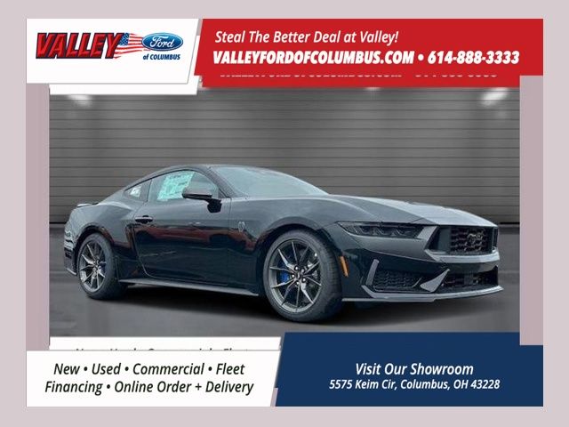 2025 Ford Mustang Dark Horse's photo