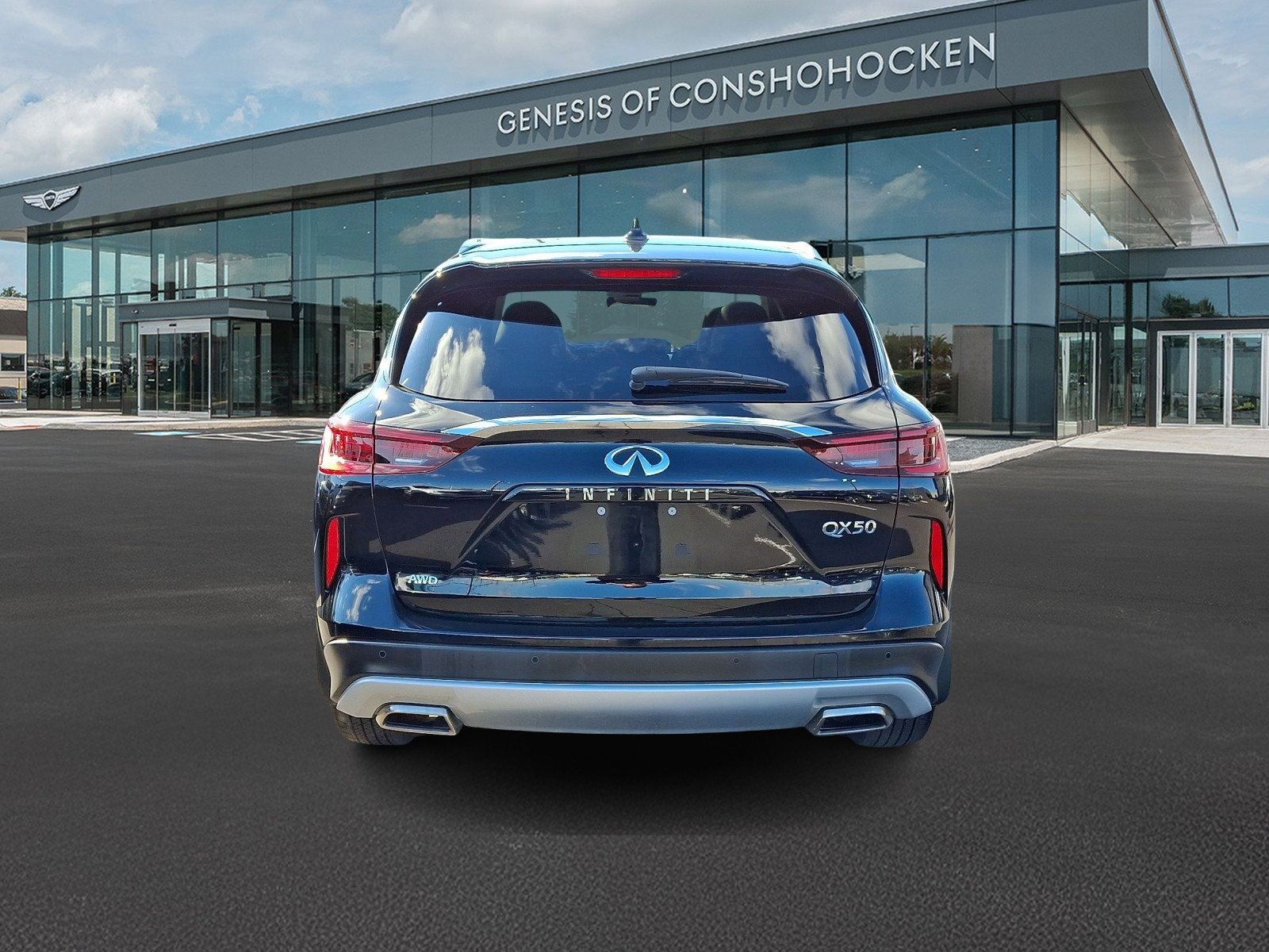 2025 Infiniti QX50 Luxe AWD photo 4