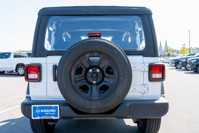 2021 Jeep Wrangler Sport photo 6