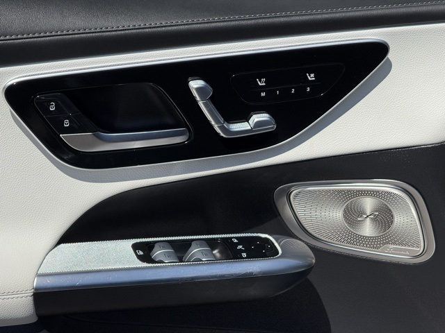 2024 Mercedes Benz GLC 300 photo 14