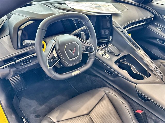 2025 Chevrolet Corvette E-Ray 2LZ photo 2