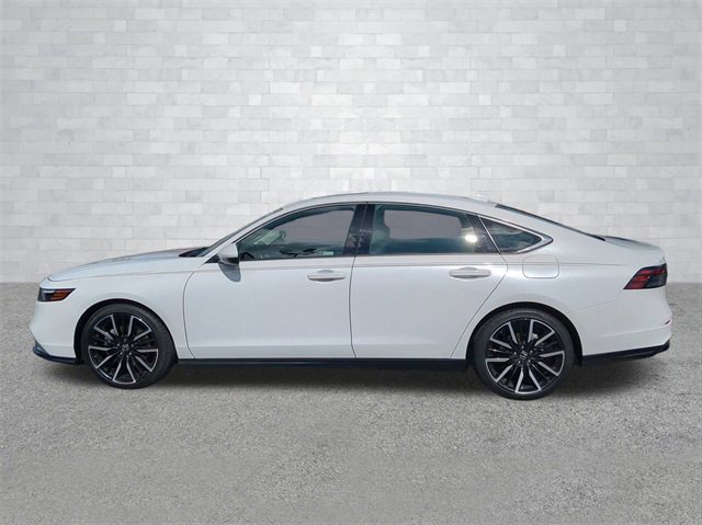 2023 Honda Accord Hybrid Touring photo 5