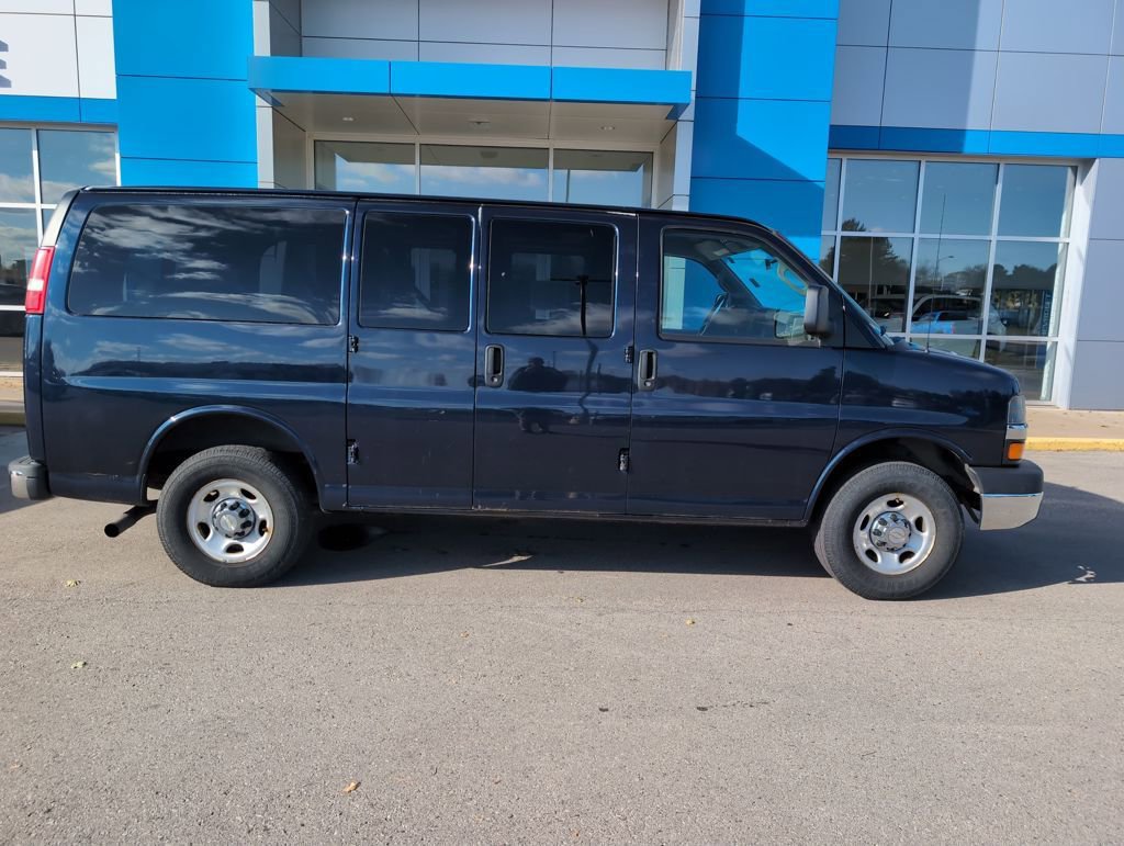 2016 Chevrolet Express Passenger LS