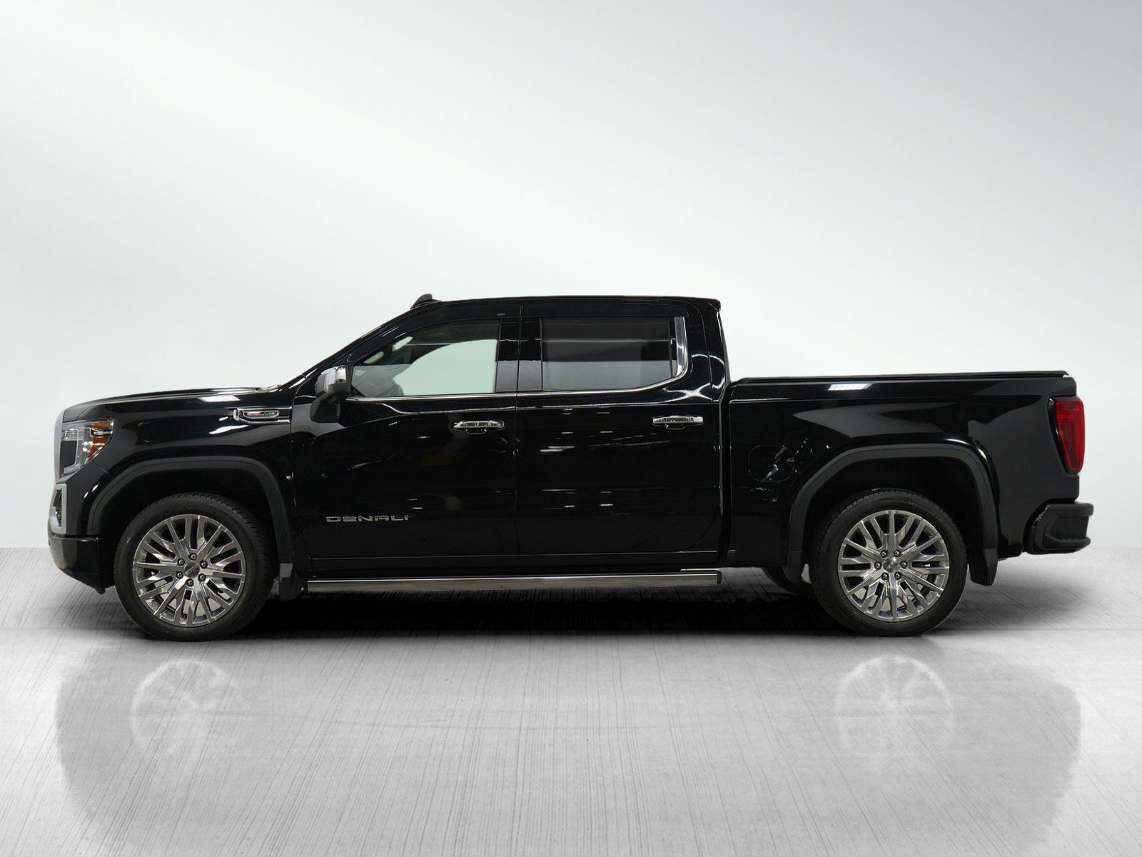 Used 2019 GMC Sierra 1500 Denali Denali with VIN 1GTU9FEL6KZ153719 for sale in White Bear Lake, Minnesota