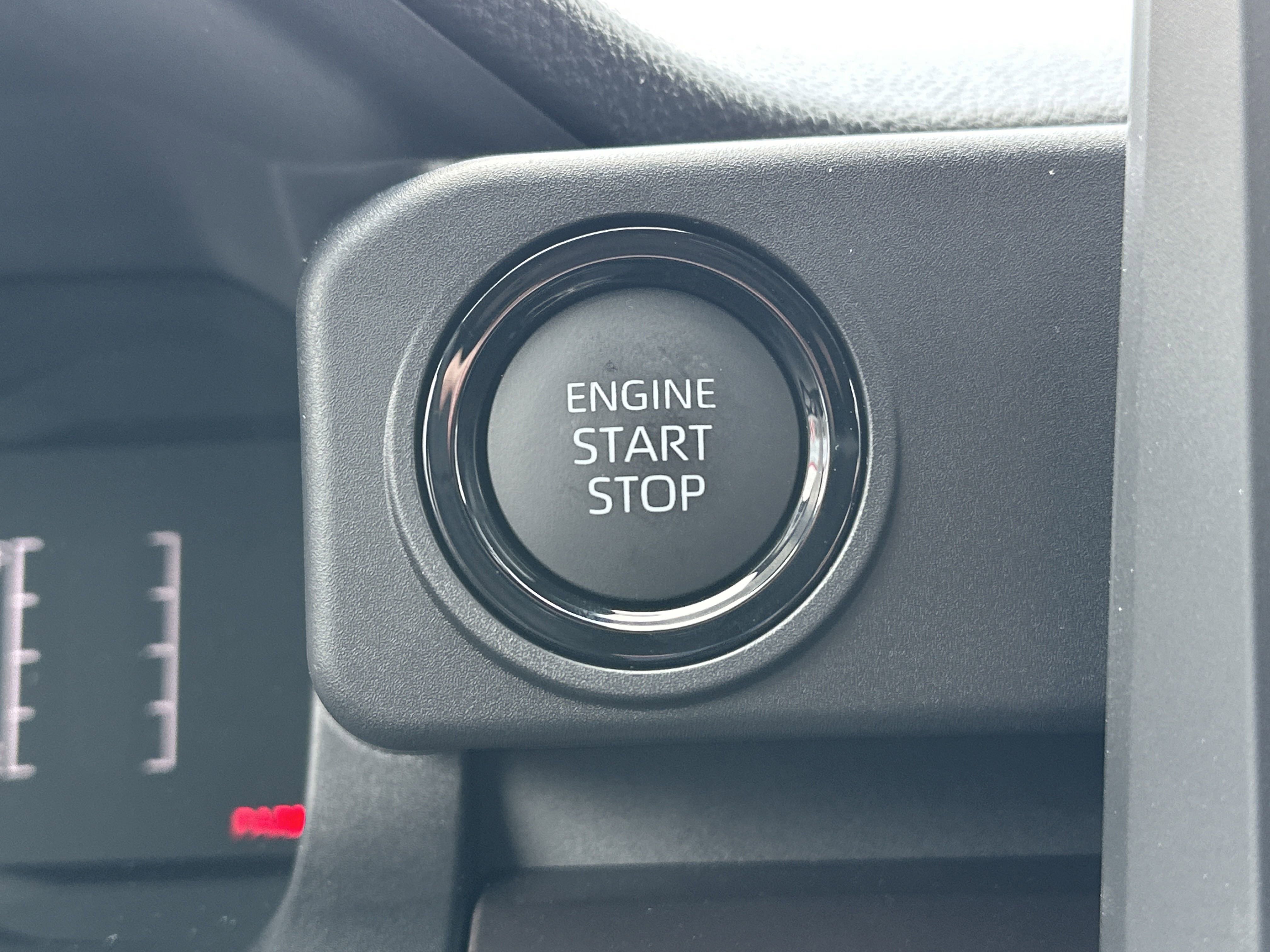 2025 Toyota Tacoma SR5 Double Cab photo 10
