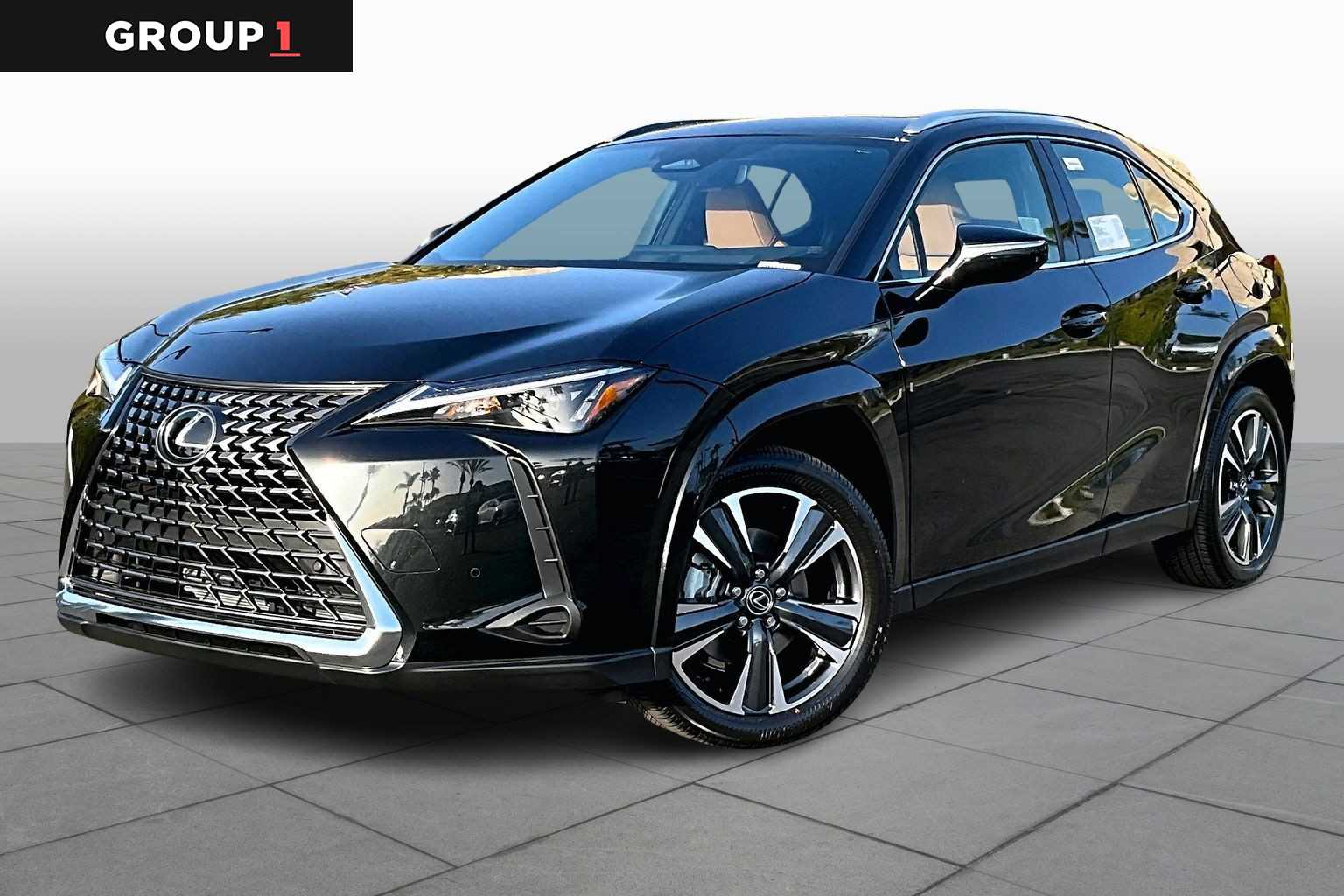 2025 Lexus UX Hybrid 300h Premium's photo