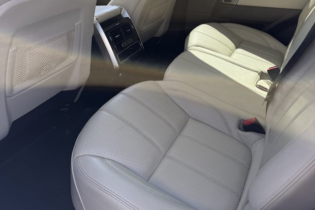 2017 Land Rover Range Rover Sport SuperCharged photo 2