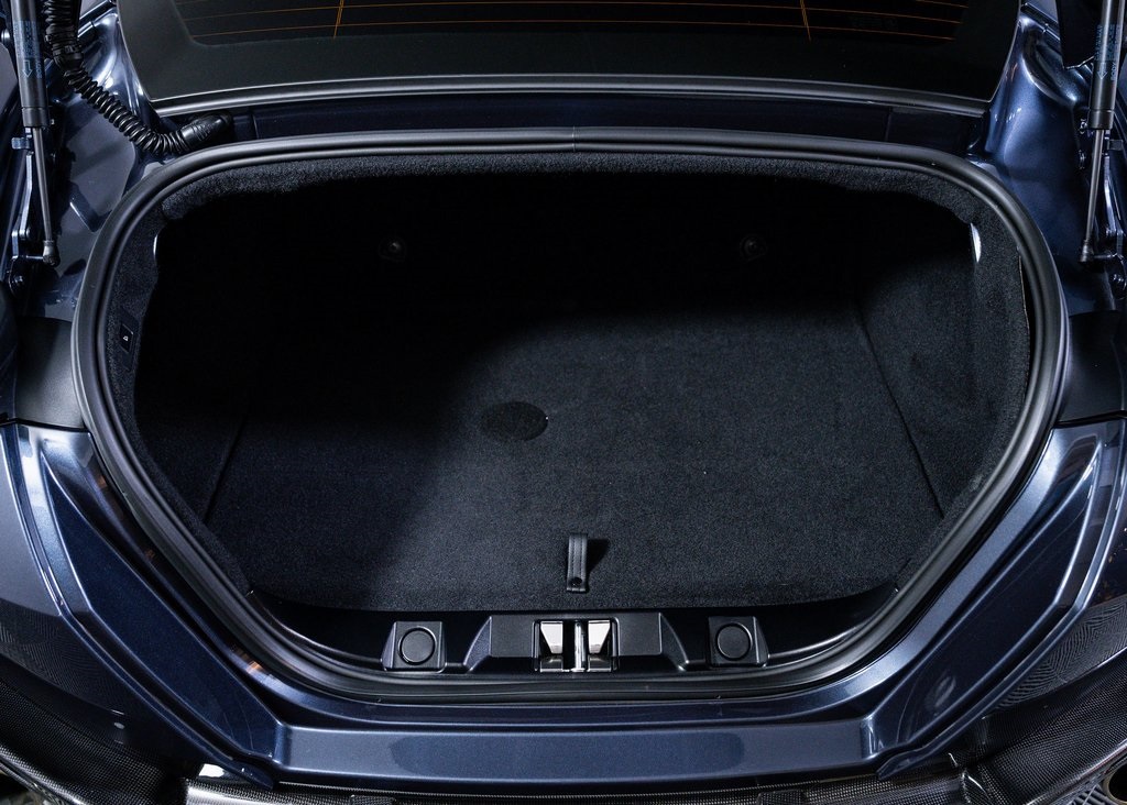 Certified Used 2022 Blu Roma Ferrari Base image 24