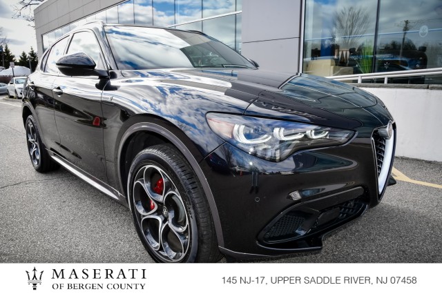 2024 Alfa Romeo Stelvio Ti's photo