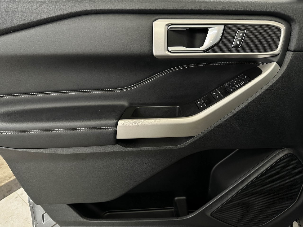 2022 Ford Explorer XLT photo 20
