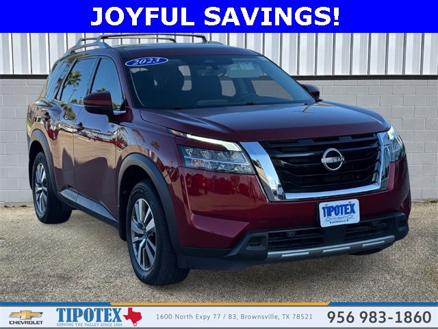 2023 Nissan Pathfinder SL's photo