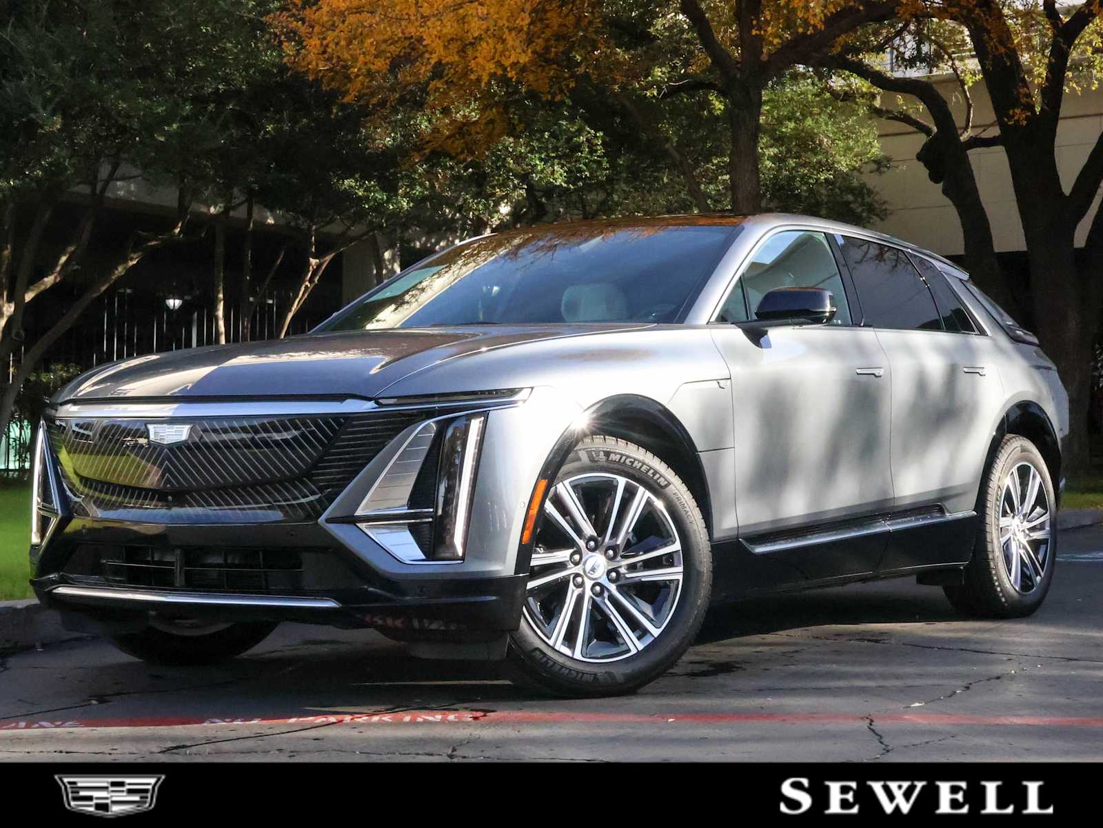 2023 Cadillac LYRIQ Luxury's photo