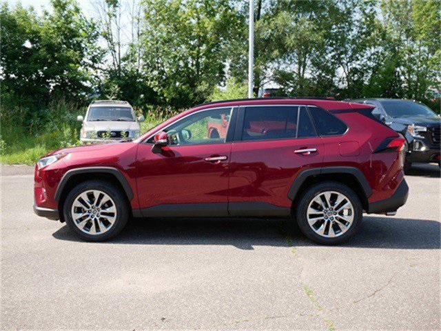 2019 Toyota RAV4 Limited photo 4
