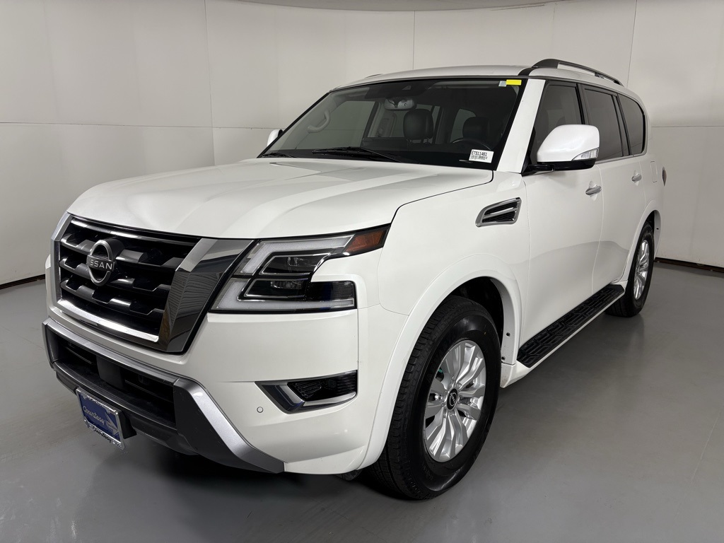 2023 Nissan Armada SV photo 3