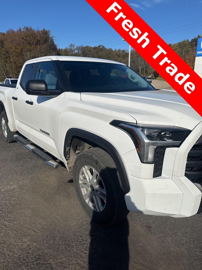 2024 Toyota Tundra SR5's photo