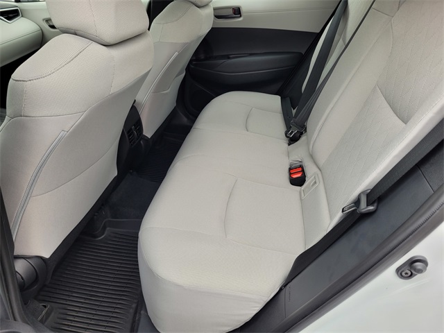 2026 Toyota Corolla Cross L photo 12