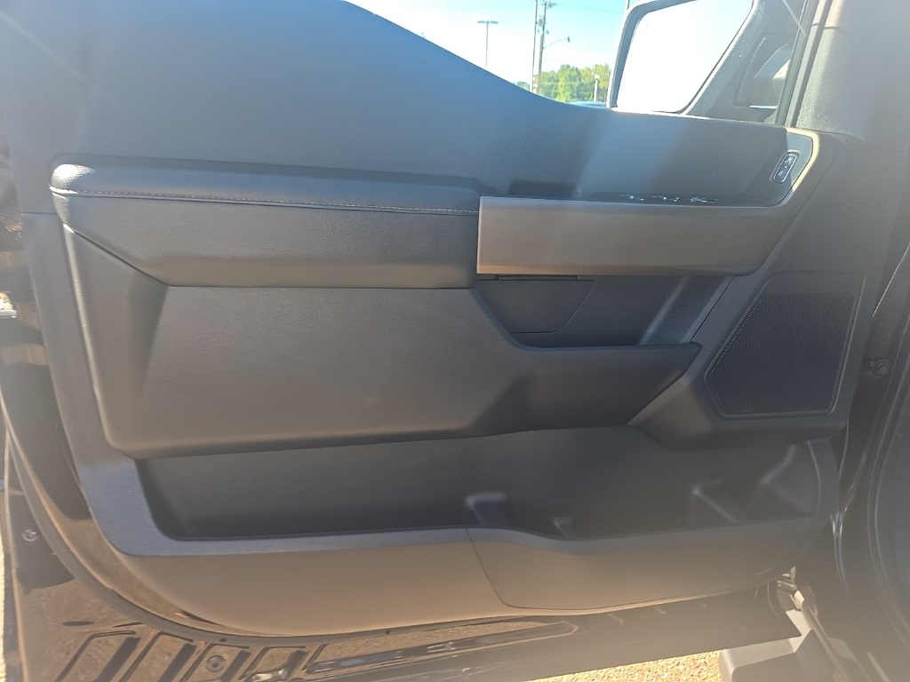 2024 Ford F-150 STX photo 7