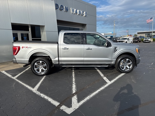 2022 Ford F-150 XLT photo 4