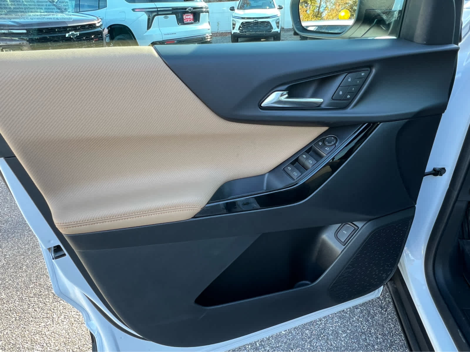 2026 Chevrolet Equinox ACTIV photo 3