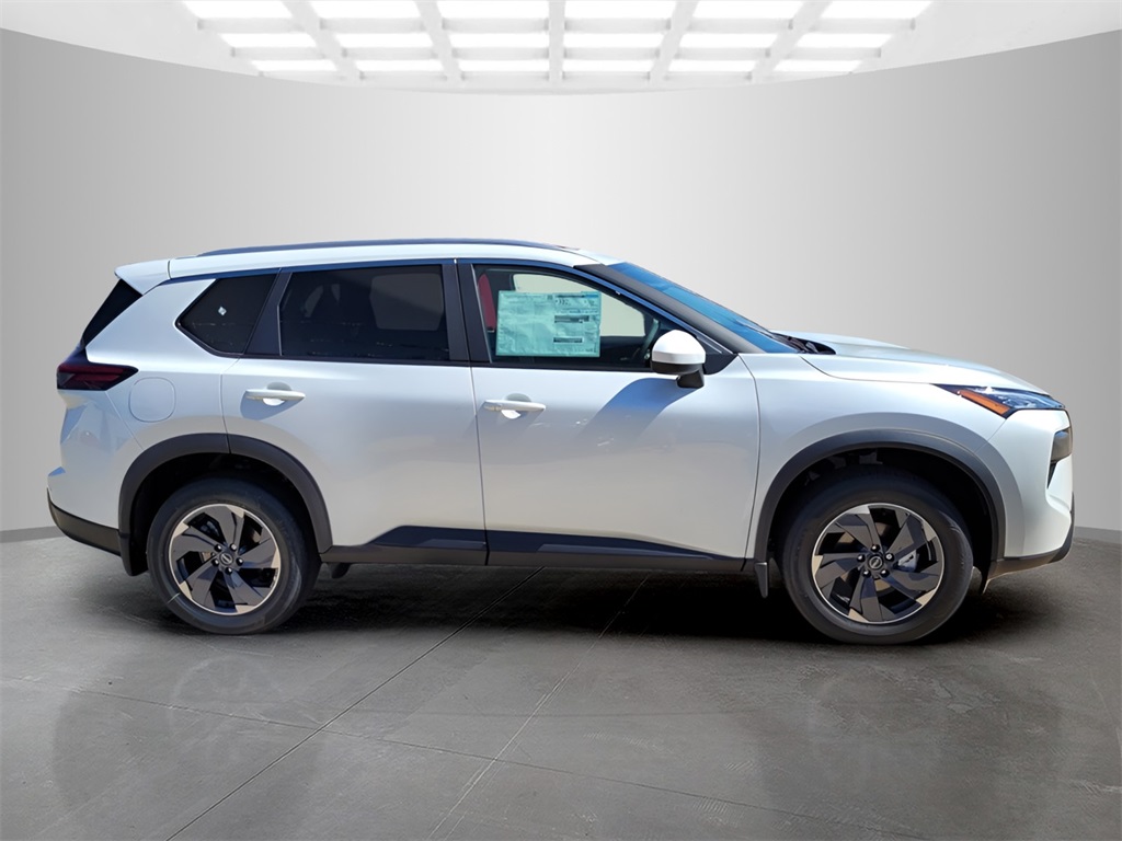 2025 Nissan Rogue SV photo 6