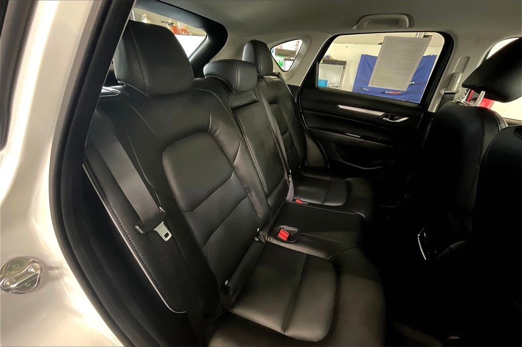 2025 Mazda CX-5 2.5 Select photo 25