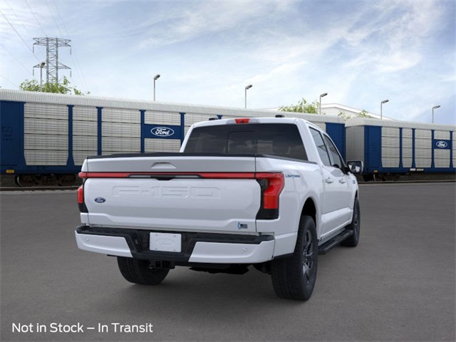 2025 Ford F-150 Lightning Lariat photo 7