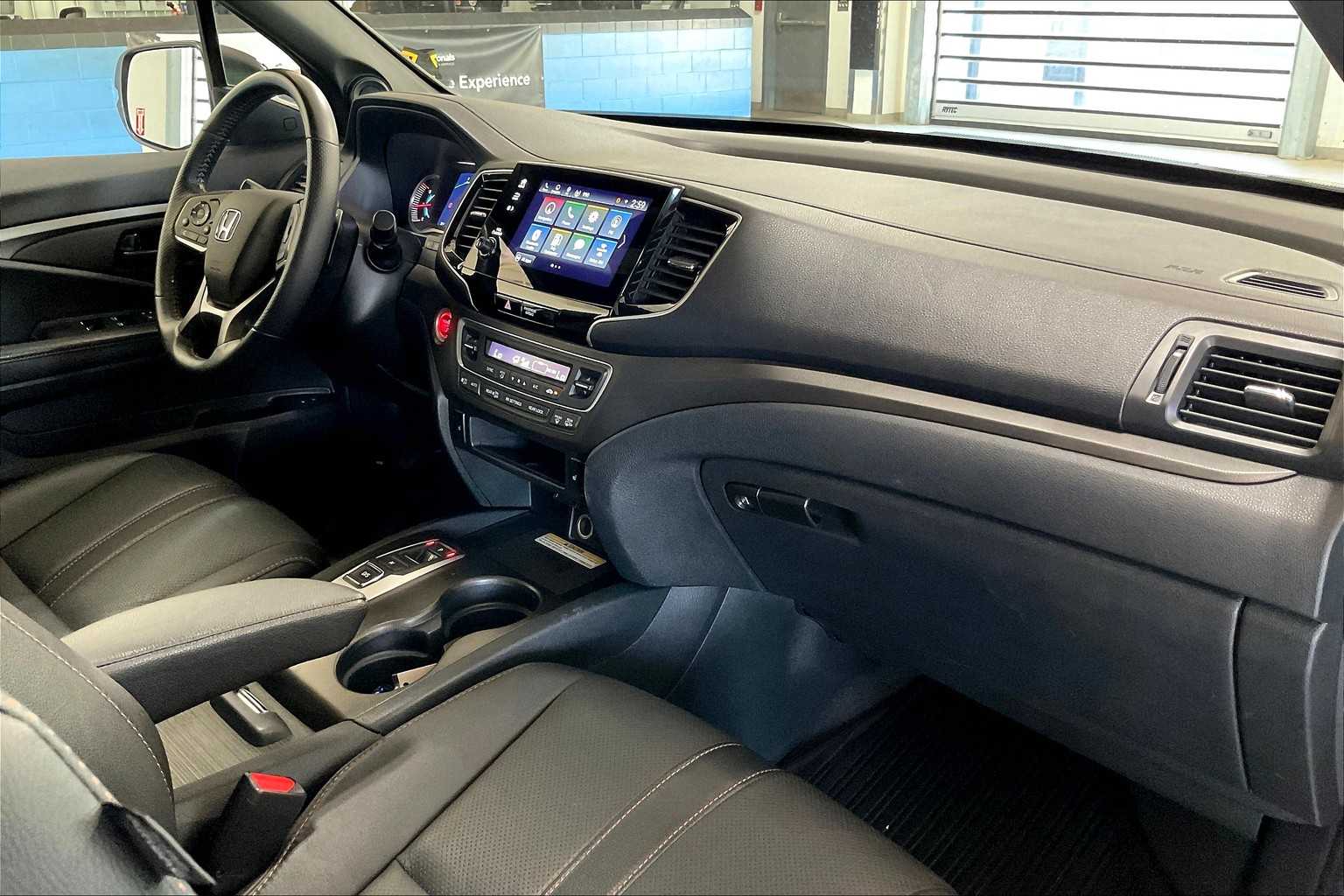 2022 Honda Pilot TrailSport photo 14