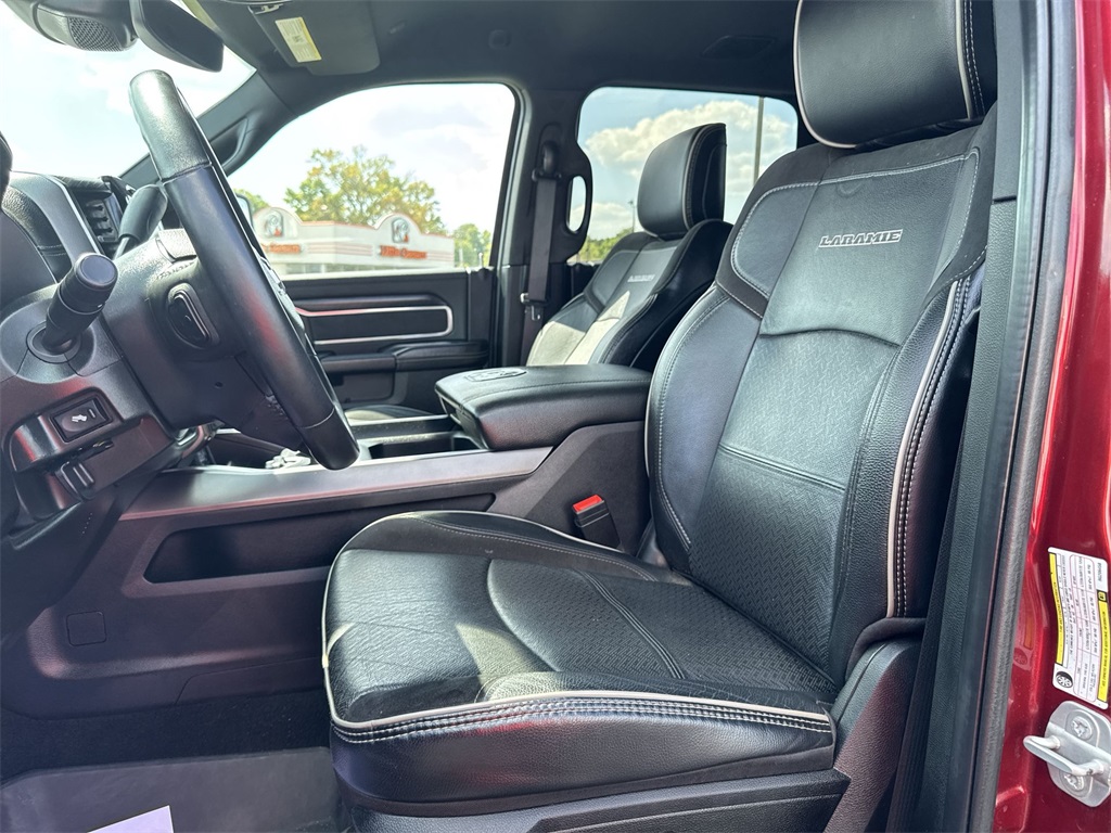 2024 Ram 3500 Laramie photo 17
