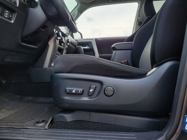 2023 Toyota 4Runner SR5 photo 14