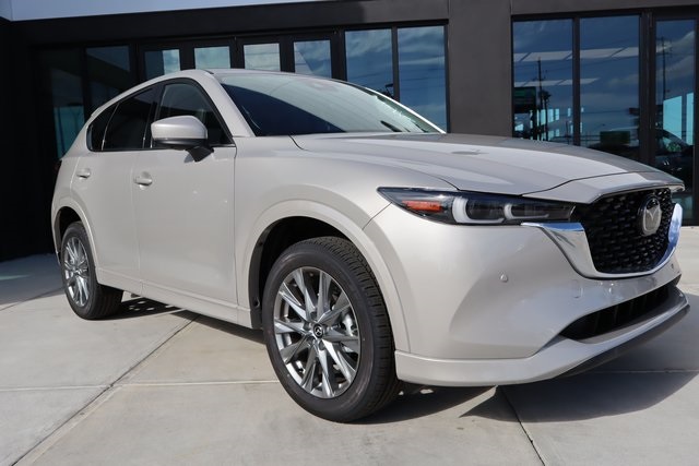2025 Mazda CX-5 S Premium Plus package's photo