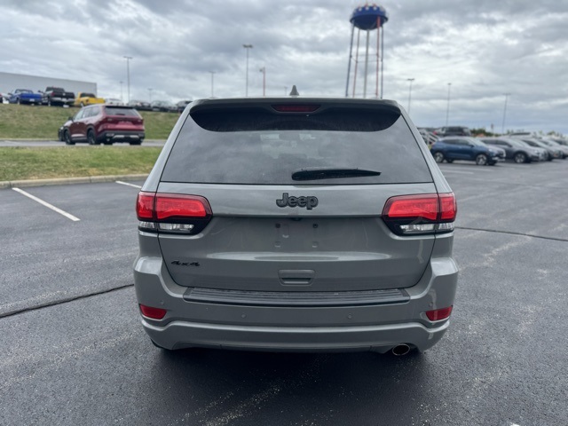 2020 Jeep Grand Cherokee Altitude photo 4