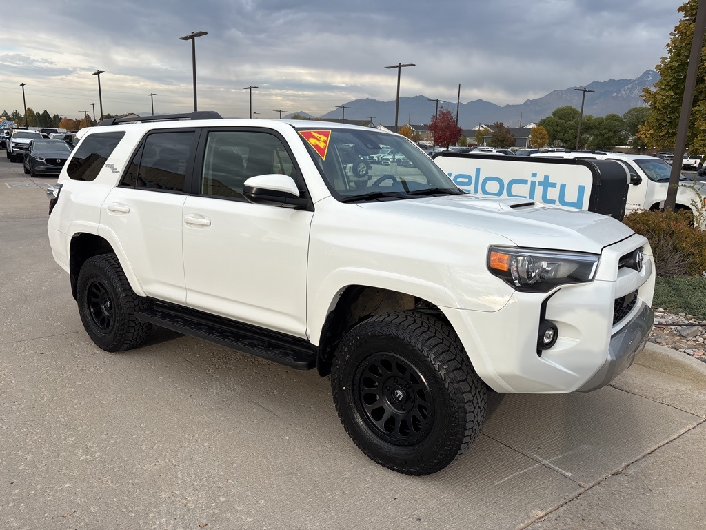 2024 Toyota 4Runner TRD Off-Road's photo