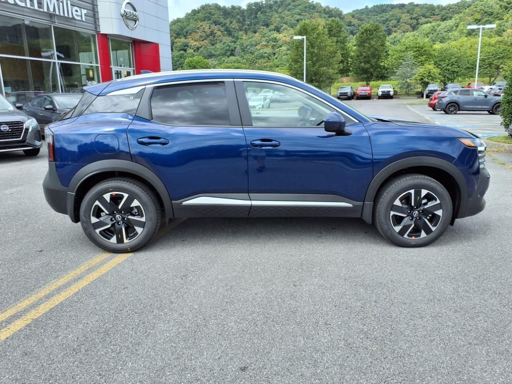 2025 Nissan Kicks SV photo 2