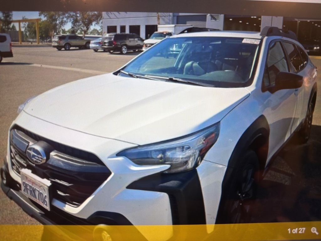 2023 Subaru Outback Onyx Edition's photo