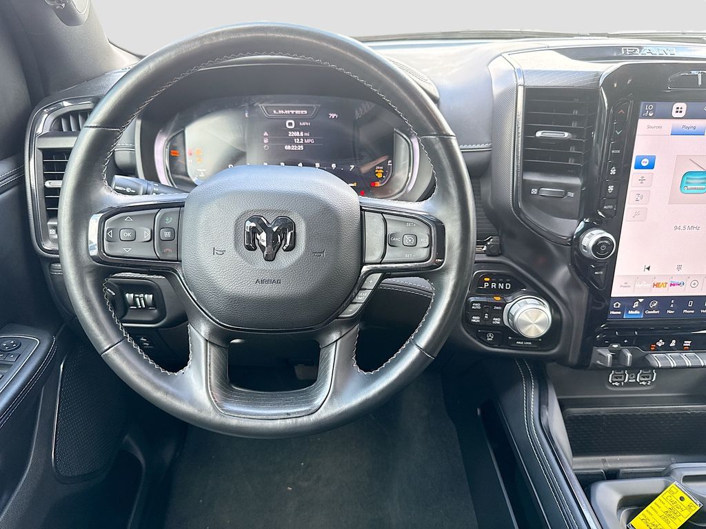 2023 Ram 1500 Limited photo 21