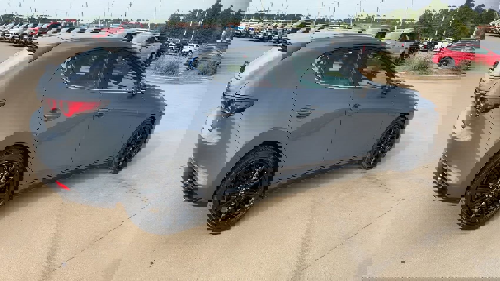 2024 Mazda Mazda3 Hatchback 2.5 s Carbon photo 9