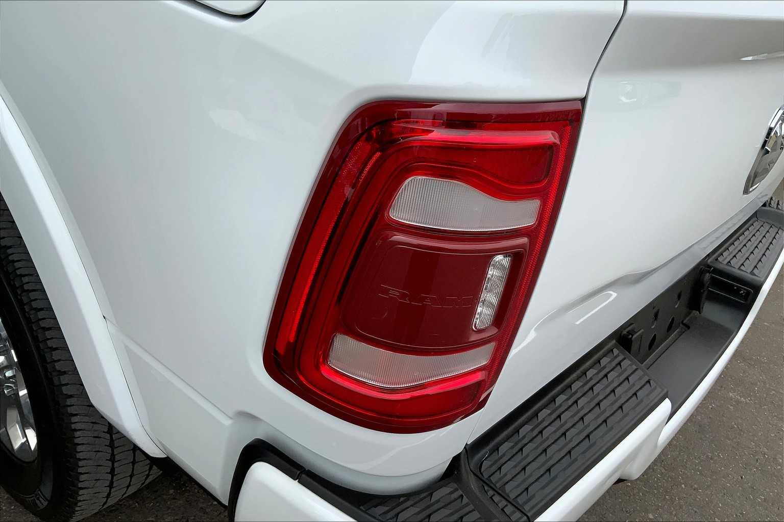 2022 Ram 2500 Laramie photo 27